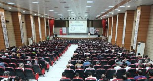 Erzincan'da 'Hz. Peygamber, İman ve İstikamet' konulu konferans düzenlendi