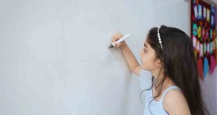 Minikler için ders zili çaldı