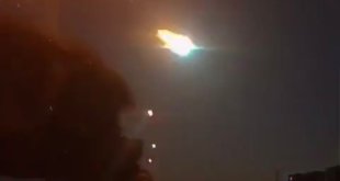 Gökyüzünde heyecanlandıran görüntü: Elazığ'da meteor düştü iddiası