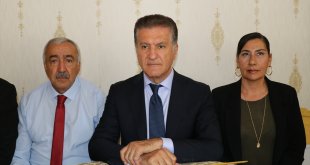 CHP Erzincan Milletvekili Sarıgül, partisinin ilçe kongresine katıldı