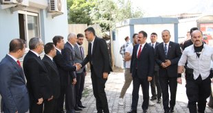 Hakkari Valisi Çelik Şemdinli'de ziyaretlerde bulundu