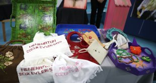 Erzurum'da devlet korumasındaki çocuklar, Cumhuriyet'in 100. yıl dönümüne özel sergi açtı