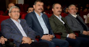 Erzurum'da düzenlenen 'Vefatının 40. Yılında Necip Fazıl Kısakürek Sempozyumu' sona erdi