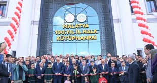 Malatya 100. Yıl Halk Kütüphanesi hizmete açıldı