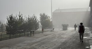 Ağrı ve Kars'ın yüksek kesimlerinde kar, Erzurum'da sis etkili oldu