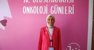 Meme kanserini yenen kadınlar erken teşhisin önemine dikkati çekti