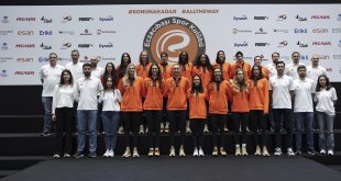 Beymen Club, yeni sezonda da Eczacıbaşı Dynavit'in stil sponsoru oldu