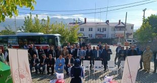 Güroymak'ta çiftçilere 60 ton ekmeklik buğday tohumu dağıtıldı