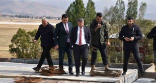 Kaymakam Çimşit okul inşaatlarını inceledi