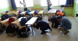 Bingöl'de 400 okulda eş zamanlı deprem tatbikatı yapıldı