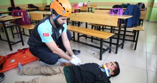 Bingöl'de 400 okulda deprem tatbikatı yapıldı
