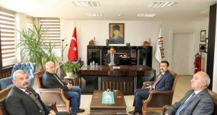 Bitlis Valisi Erol Karaömeroğlu, Ahlat'a çeşitli ziyaret ve incelemelerde bulundu