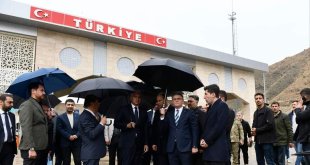 Bakan Ersoy'dan, Kapıköy Gümrük Kapısı'na ziyaret