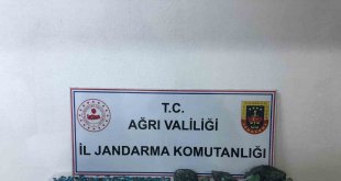 Ağrı'da 1 milyon 137 bin lira değerinde taş ele geçirildi