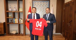 Kütahya Valisi Işın, Ağrı heyetini ağırladı