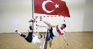 Solhan Ayak Tenisi Takımı, ay-yıldızlı formayla Avrupa şampiyonluğuna uzanmak istiyor