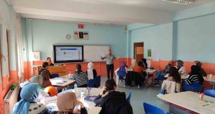 Ağrı'da öğretmenlere liderlik eğitimi