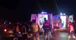 Van'da trafik kazası: 10 yaralı