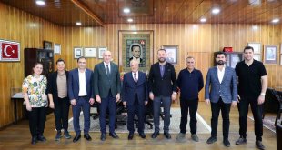 TİESF Başkanı Kerim Vural'dan Rektör Çomaklı'ya ziyaret