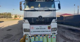 Ağrı'da kaçak sigara ve akaryakıt yakalanan tırdaki 2 şüpheli gözaltına alındı