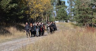 Kars'ta Veteriner Fakültesi öğrencileri doğada yaban hayatı inceliyor