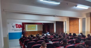 Çıldır'da Cumhuriyet konferansı düzenlendi