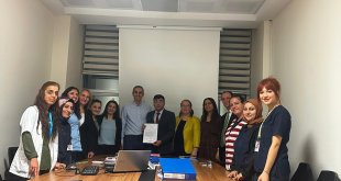 Kağızman Devlet Hastanesine "Anne Dostu Hastanesi" unvanı verildi