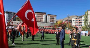 Hakkari'de 29 Ekim Cumhuriyet Bayramı coşkusu