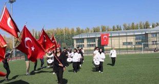 Patnos'ta 29 Ekim Cumhuriyet Bayramı coşkuyla kutlandı