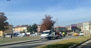 Erzincan'da trafik kazası: 1 ölü, 1 yaralı