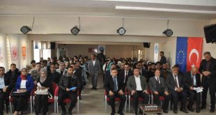 Bulanık'ta 'Gençler Önce Eğitimde Sonra İstihdamda' projesinin ilk toplantısı yapıldı