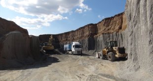 Bitlis'teki ocaklardan günde 700 tır bims ve ponza farklı illere gönderiliyor