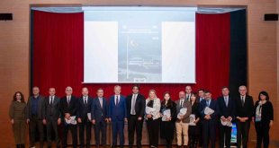 EBYÜ'de 'Türkiye Cumhuriyeti'nin 100. Yılında Türk Dünyasına Genel Bakış' paneli düzenlendi