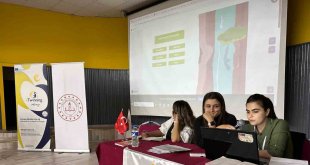 Ağrı'da "eTwinning Bilgilendirme Semineri" düzenlendi