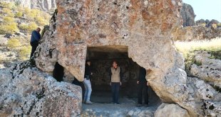 Tunceli'de binlerce yıllık tarihe ışık tutan 'Gelin Odaları' turizme kazandırılacak