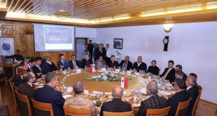 Atatürk Üniversitesinde, Kudakaf'23 il protokolü ve sektör temsilcileri buluşması gerçekleşti
