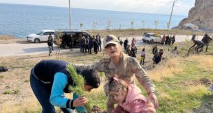Adilcevaz'da bin 500 fidan toprakla buluştu