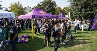 Gratis, 25 bine yakın üniversite öğrencisiyle buluştu