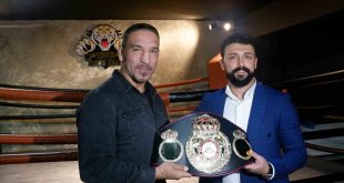 Dünya şampiyonu boksör Fırat Arslan'dan vefa örneği