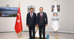 Malatya Büyükşehir Belediyesinden depremzedelere avukatlık ücreti desteği