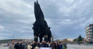 Hakkârili gençlerden Çanakkale ve İstanbul gezisi