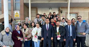 Yüksekova'da öğretmenler kahvaltıda bir araya geldi