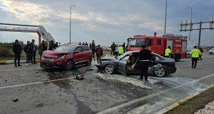 Erzincan'da zincirleme trafik kazasında 6 kişi yaralandı