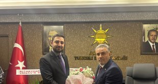 AK Parti Tunceli İl Başkanlığında devir-teslim