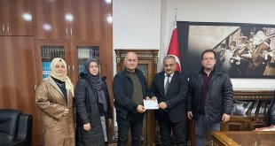 Iğdır Üniversitesi "Özgür Filistin'in Yanındayız" yardım kampanyasına destek