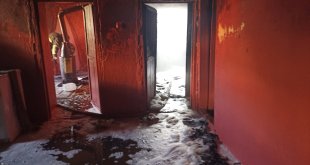 Muş'ta bir evde çıkan yangın ekiplerce söndürüldü