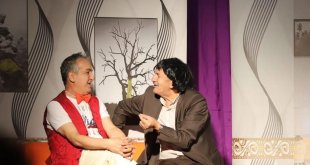 Erzurum Şehir Tiyatrosu 'Sosyete' adlı oyunla Türkiye turnesinde