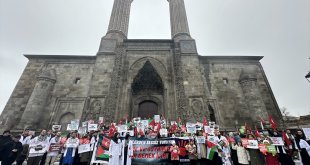 Erzurum'da doktorlar Gazze için sessiz yürüyüş gerçekleştirdi