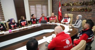 Ağrı'da MEB AKUB ekip üyelerine afet farkındalık eğitimi