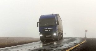 Ardahan'da ulaşıma sis engeli